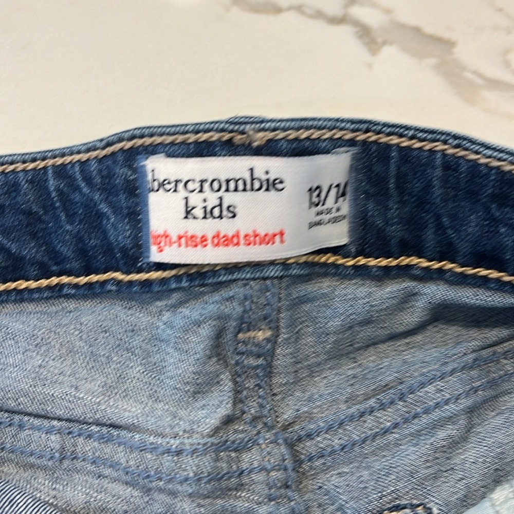 Abercrombie Kids High Rise Dad Short - Picture 3 of 3